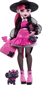 Monster High Draculaura Fashion Doll with Pet Count Fabulous and Accessories